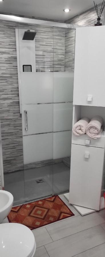Holithªy Molª Bed & Breakfast Mola di Bari Exterior photo