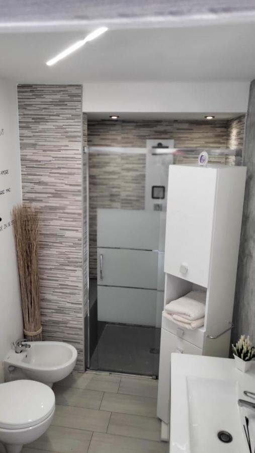 Holithªy Molª Bed & Breakfast Mola di Bari Exterior photo